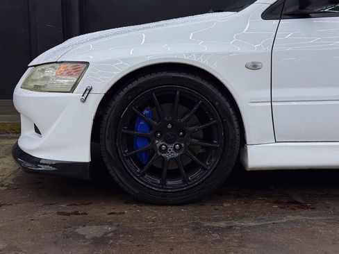 Used 2005 Mitsubishi Lancer Evolution RS AWD/4WD image 4