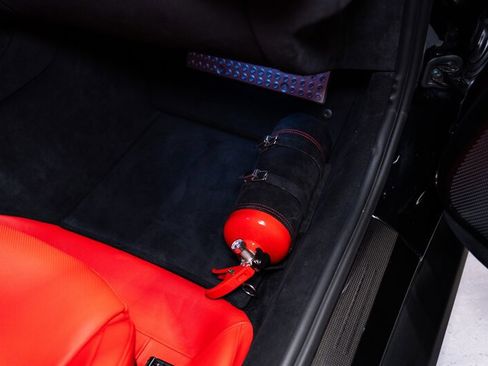 Used 2025 Ferrari 12Cilindri RWD image 18