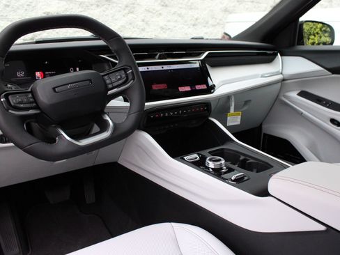 New 2026 Jeep Cherokee Overland AWD/4WD image 21
