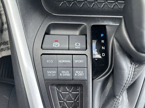 Certified 2024 Toyota RAV4 XLE AWD/4WD image 30