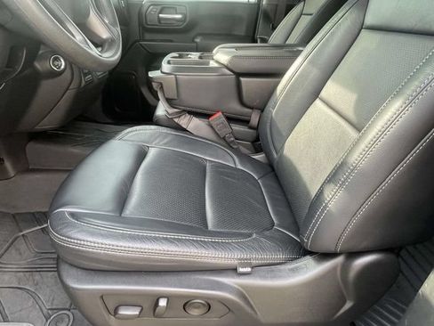 Used 2025 Chevrolet Silverado 2500 Custom w/ Custom Value Package AWD/4WD image 14