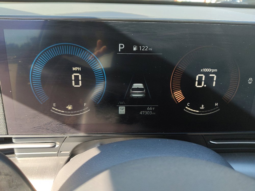 Used 2025 Hyundai Kona SEL FWD image 23