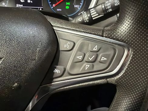 Used 2020 Chevrolet Equinox LS image 11