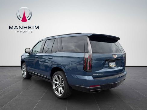 Used 2026 Cadillac Escalade Platinum Sport AWD/4WD image 4