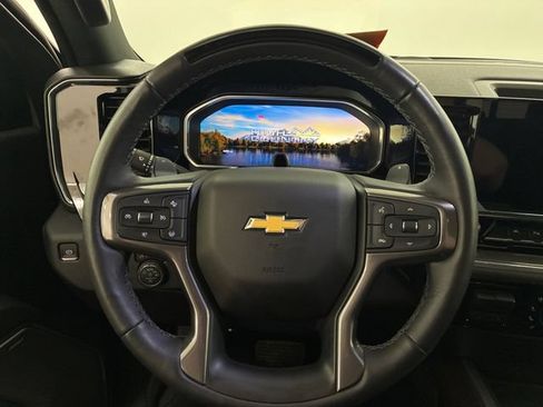 Certified 2026 Chevrolet Silverado 1500 High Country AWD/4WD image 22