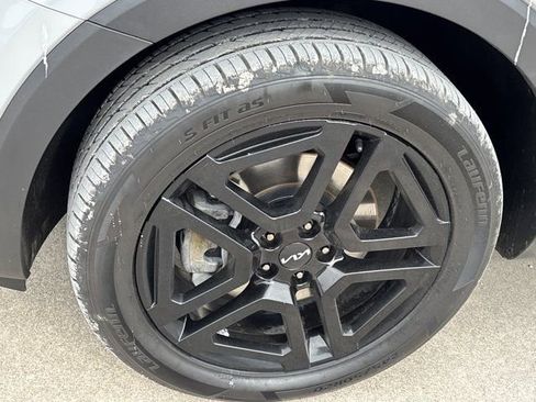 Used 2024 Kia Telluride SX X-Line image 13