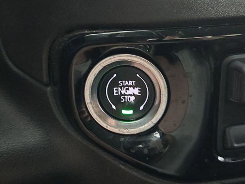 Used 2025 GMC Sierra 1500 Elevation AWD/4WD image 23