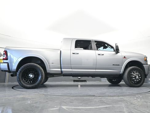 Used 2024 RAM 3500 Limited image 64