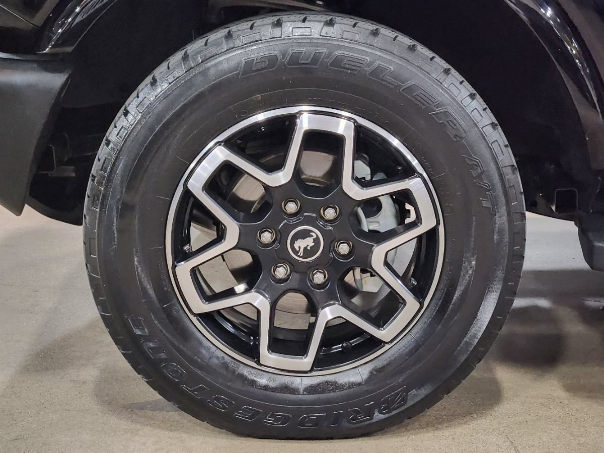 Used 2022 Ford Bronco Outer Banks AWD/4WD image 28