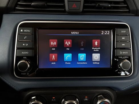 Used 2025 Nissan Versa SV FWD image 26