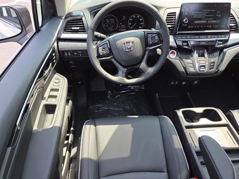 New 2026 Honda Odyssey Touring image 36