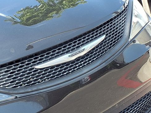 Certified 2023 Chrysler Voyager LX FWD image 29