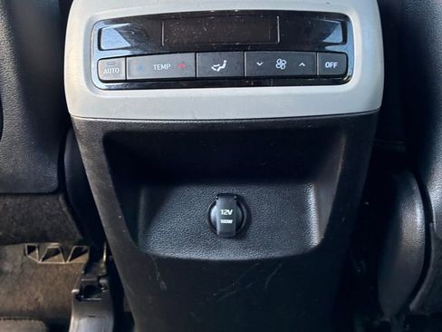 Used 2022 Hyundai Palisade SEL image 18