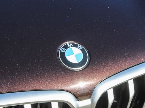 Certified 2023 BMW X6 xDrive40i image 11