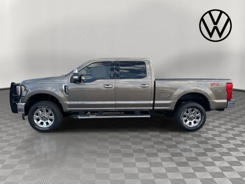 Used 2018 Ford F250 Lariat w/ Chrome Package image 6