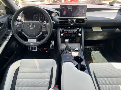 Used 2024 Lexus IS 500 RWD image 17