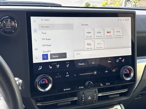 Used 2024 Lexus GX 550 AWD/4WD image 23