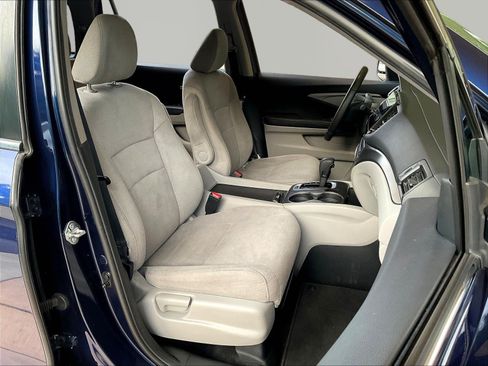 Used 2020 Honda Pilot EX image 29