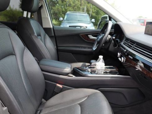 Used 2018 Audi Q7 3.0T Premium Plus w/ Premium Plus Package image 15