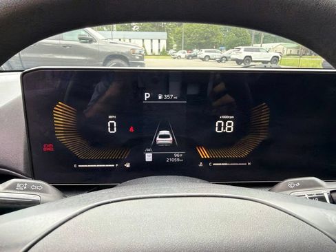 Used 2025 Kia K4 FWD image 9