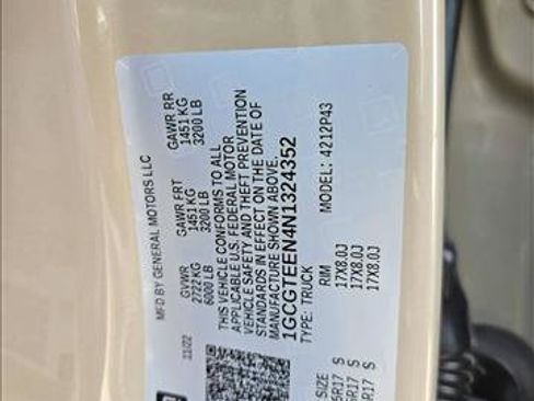 Used 2022 Chevrolet Colorado ZR2 AWD/4WD image 21