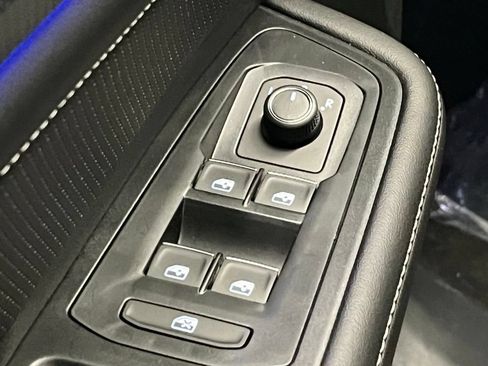 New 2026 Volkswagen Atlas Cross Sport SEL AWD/4WD image 20