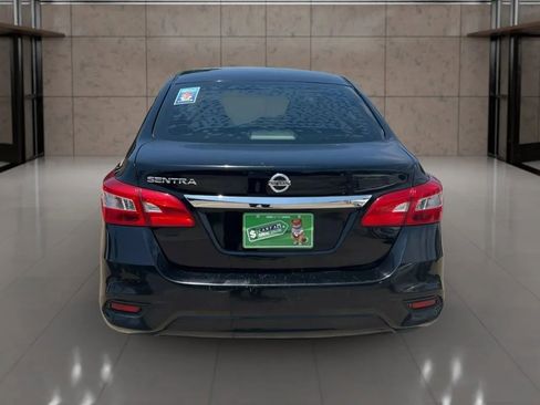 Used 2017 Nissan Sentra S image 2