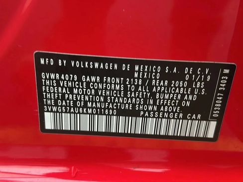 Used 2019 Volkswagen Golf SE image 33