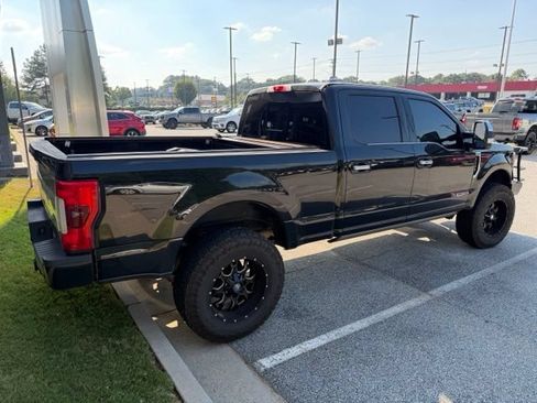 Used 2017 Ford F250 Platinum w/ Platinum Ultimate Package AWD/4WD image 4