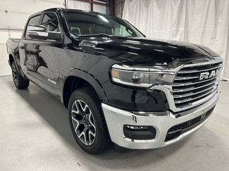 Used 2025 RAM 1500 Laramie video 1