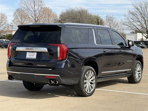 Used 2022 GMC Yukon XL Denali image 4