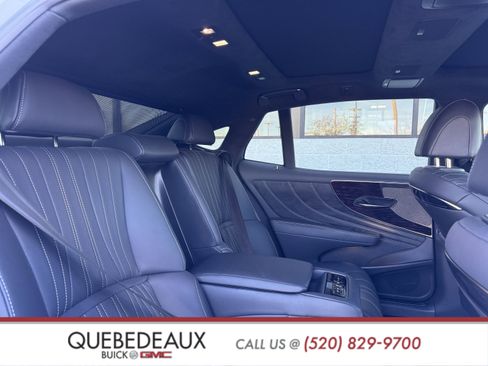 Used 2024 Lexus LS 500 w/ Interior Upgrade Package image 73