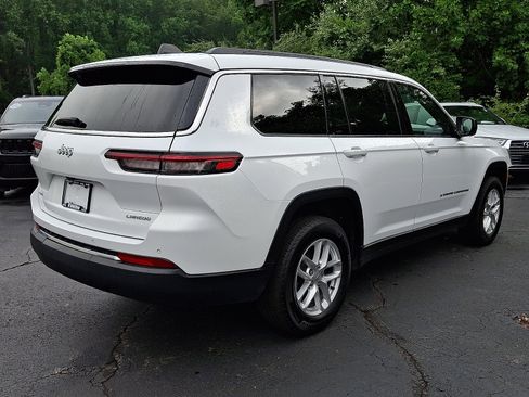 Certified 2025 Jeep Grand Cherokee L Laredo w/ Trailer Tow Package AWD/4WD image 6