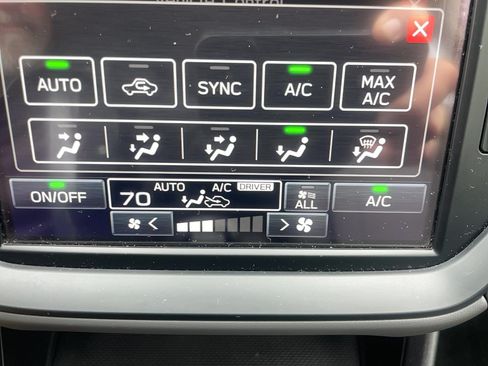 Used 2024 Subaru Crosstrek 2.0i AWD/4WD image 10