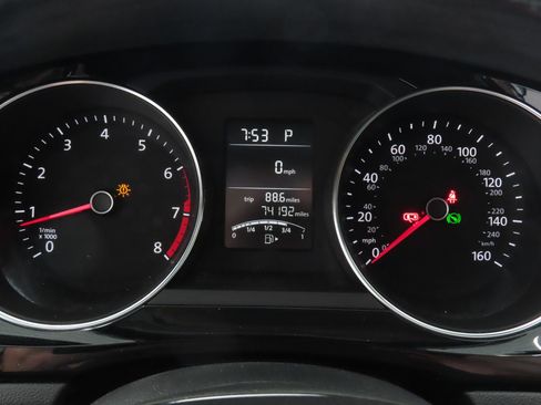 Used 2016 Volkswagen Jetta SEL FWD image 12