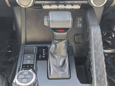 Used 2024 Toyota Tacoma TRD Off-Road image 11