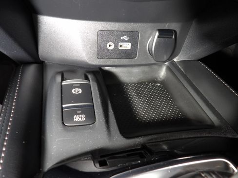 Used 2020 Nissan Rogue SL AWD/4WD image 13