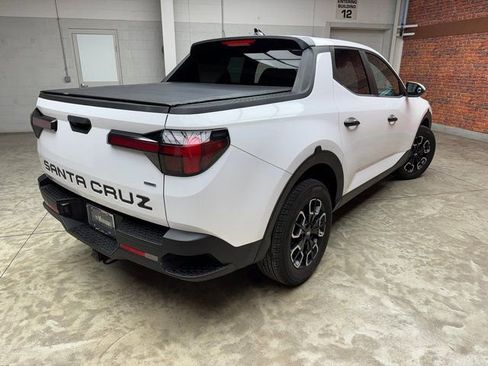 Used 2022 Hyundai Santa Cruz SE image 7