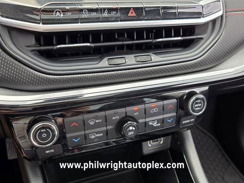Used 2022 Jeep Compass Trailhawk w/ Trailhawk Elite Group AWD/4WD image 26