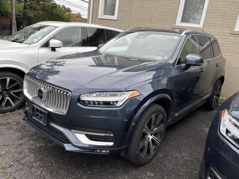 Used 2025 Volvo XC90 B6 Plus AWD/4WD image 2