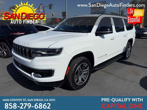 Used 2023 Jeep Wagoneer L Series II AWD/4WD image 1