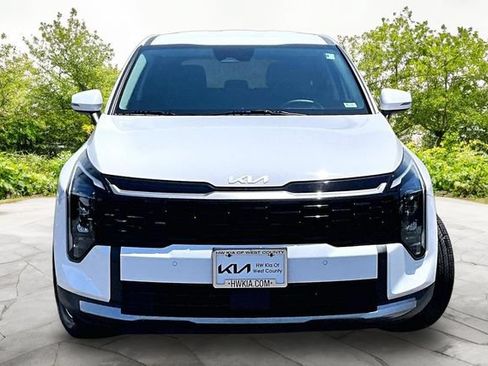 Used 2026 Kia Sportage EX FWD image 3