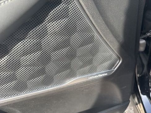 Used 2022 Hyundai Santa Fe Limited FWD image 9