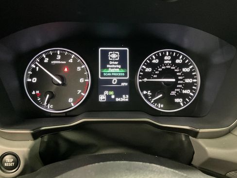 Used 2025 Subaru Outback Limited AWD/4WD image 20