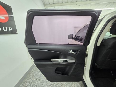 Used 2014 Dodge Journey American Value Package w/ Flexible Seating Group FWD image 24