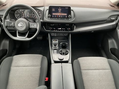 Used 2022 Nissan Rogue SV image 16