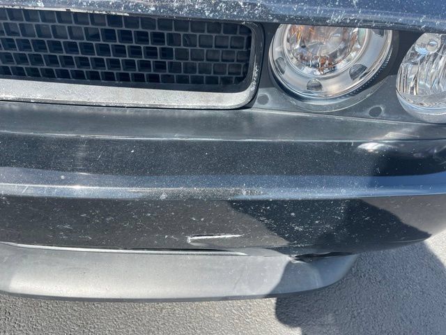Used 2014 Dodge Challenger SXT Plus RWD image 3