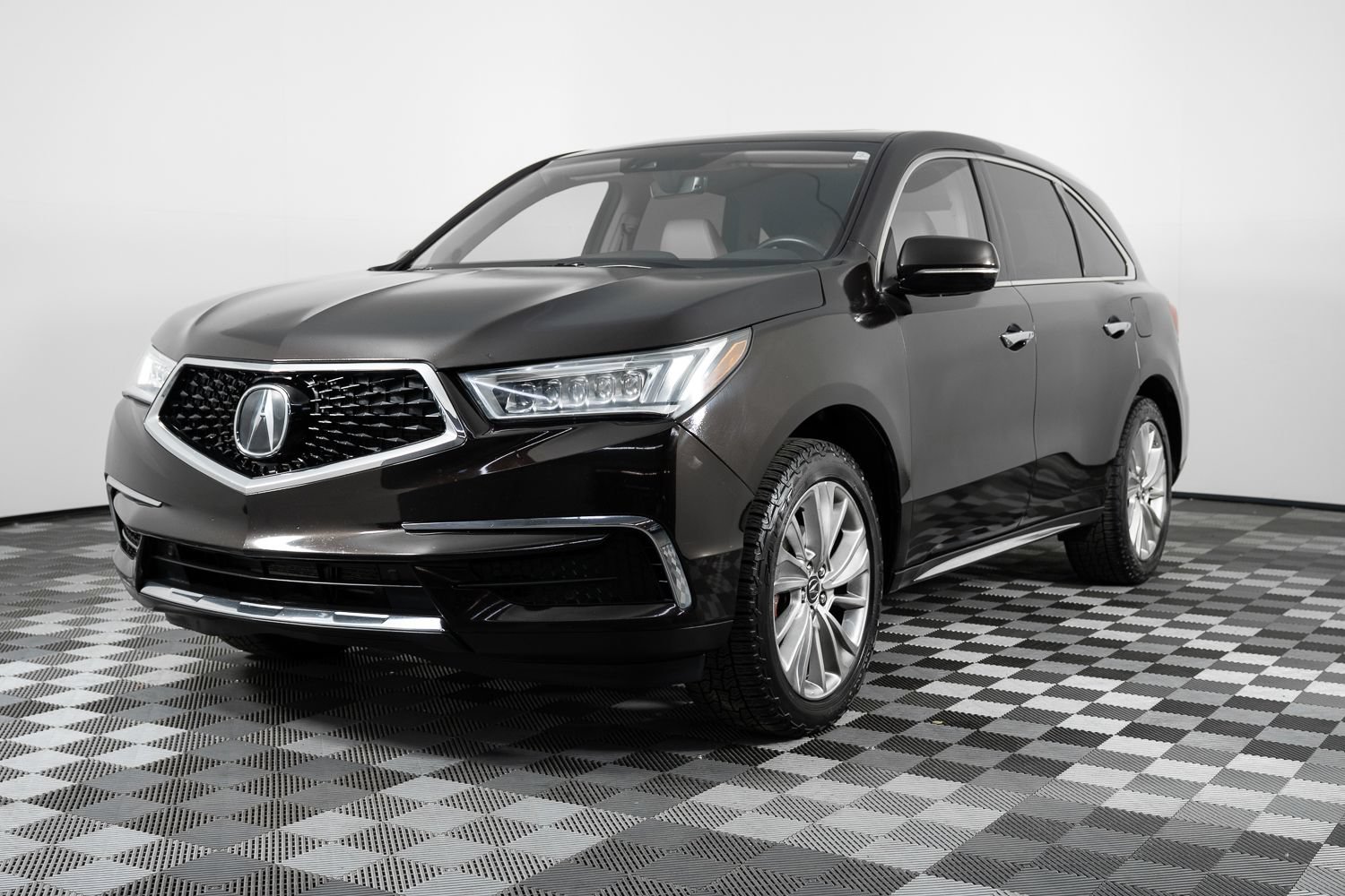 Used 2017 Acura MDX w/ Technology Package AWD/4WD image 2
