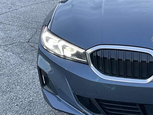 Used 2025 BMW 330i Sedan image 8