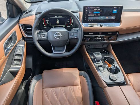 Used 2026 Nissan Rogue Platinum w/ Platinum Premium Package AWD/4WD image 26